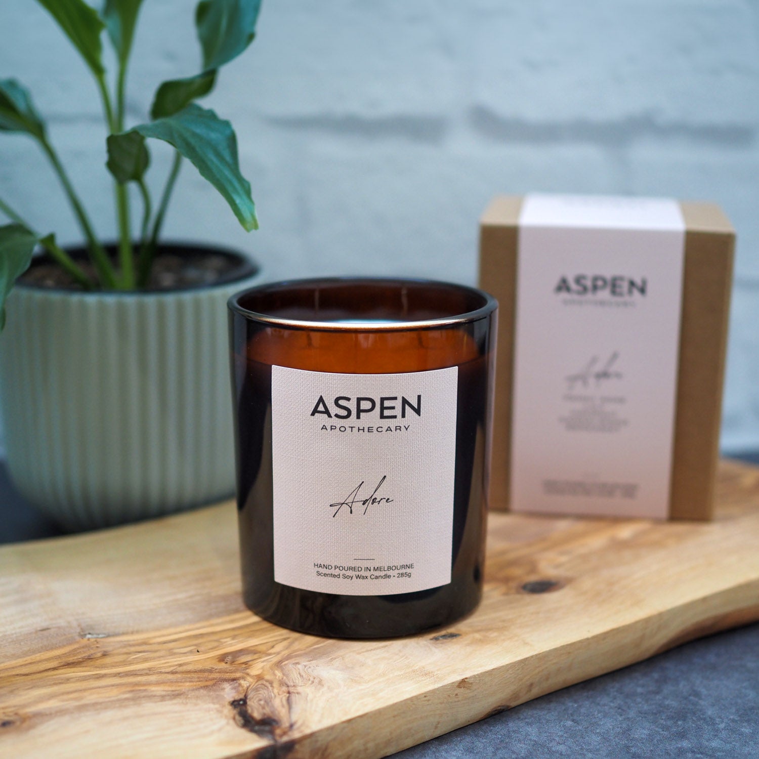 ADORE ∙ Peony Rose ∙ Lily ∙ Coconut ∙ Sandalwood ∙ Bergamot